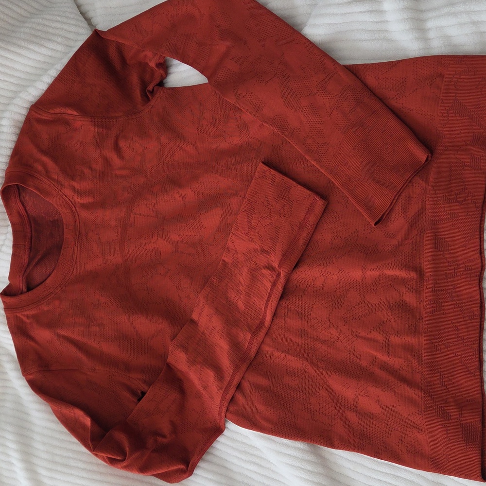 Lululemon Long Sleeve Top